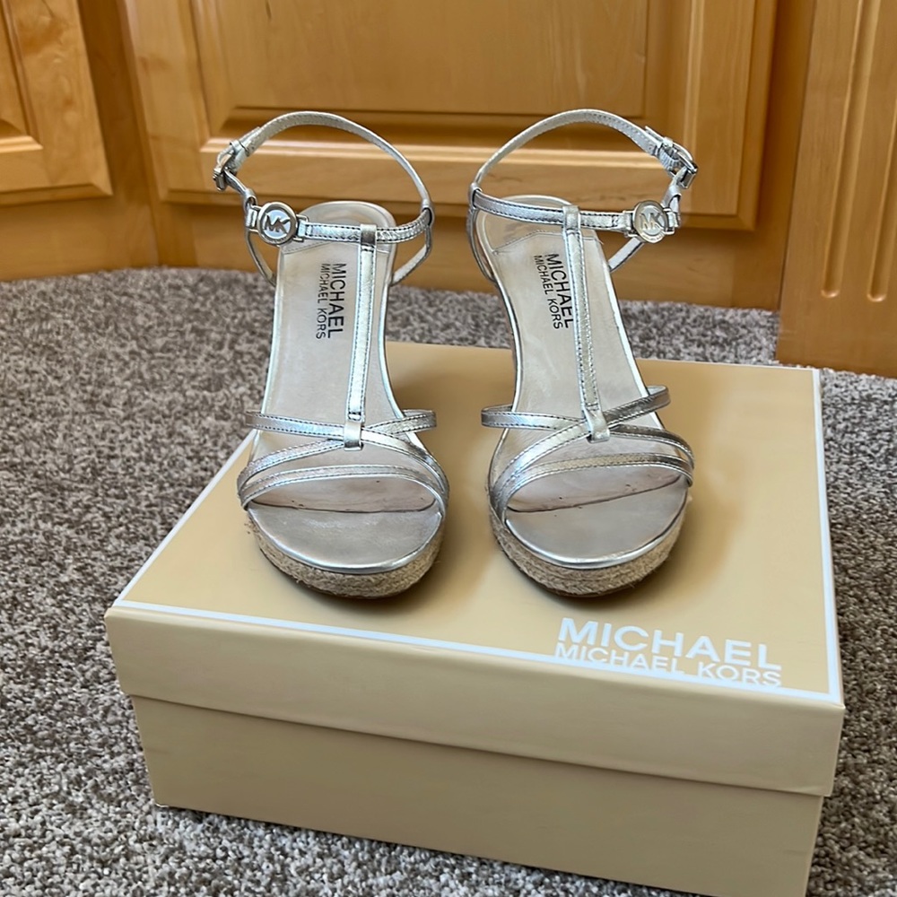 Michael Michael Kors Kami T Strap Wedges